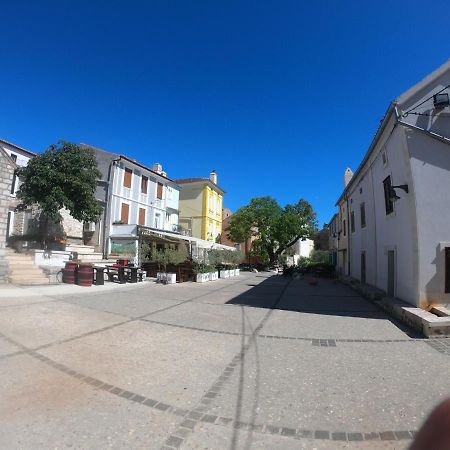 Apartmani Majetic Omišalj Exterior foto