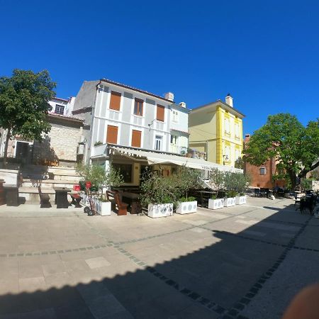 Apartmani Majetic Omišalj Exterior foto