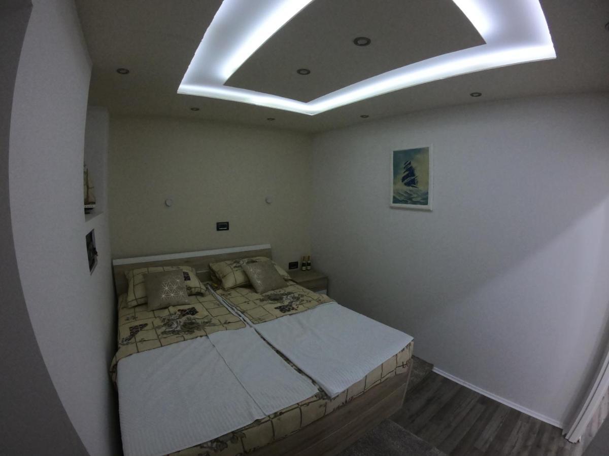 Apartmani Majetic Omišalj Exterior foto