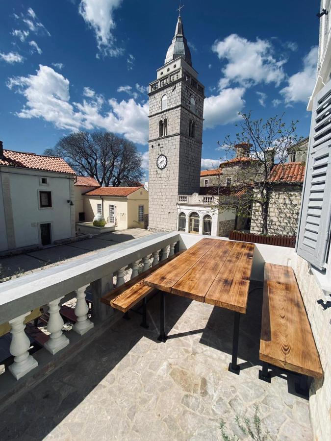 Apartmani Majetic Omišalj Exterior foto